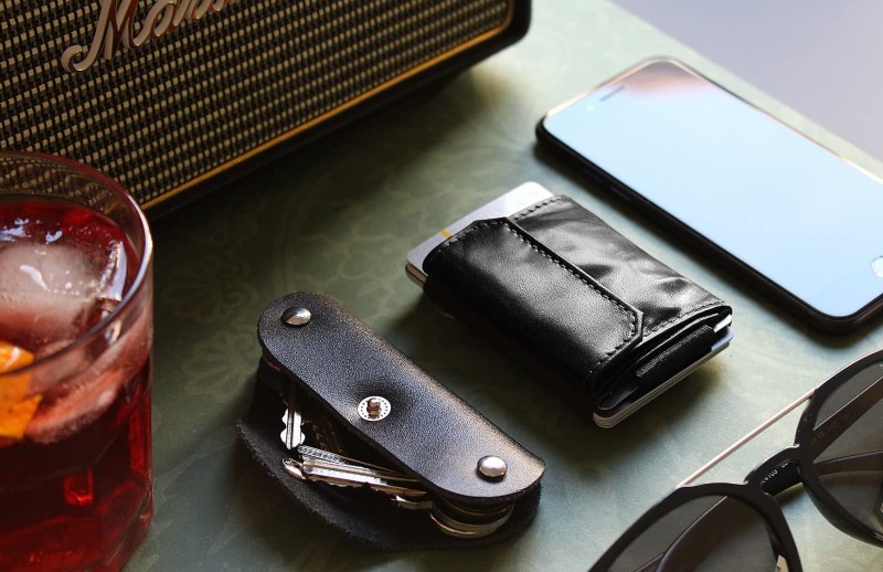 cartera minimalista hombre